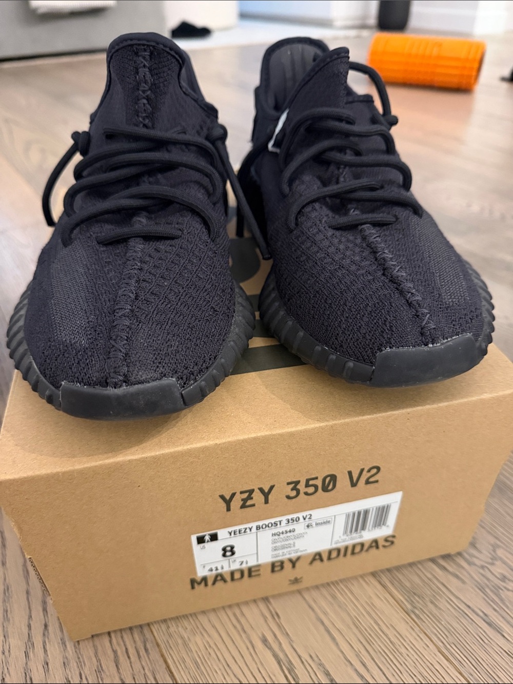 adidas Black Men's Sneaker - Low-Top Knit Runner